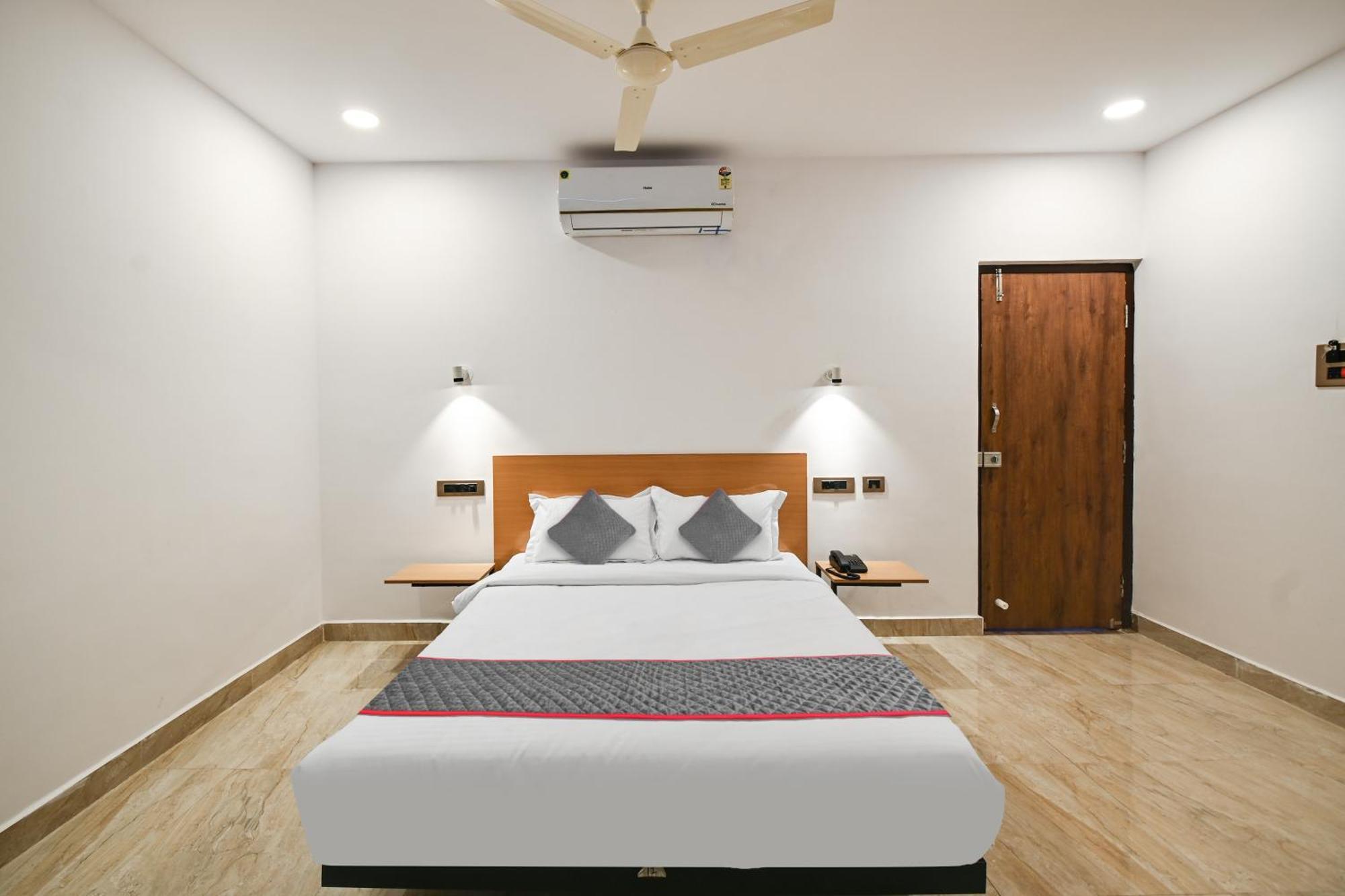 Super Townhouse De Alphabet Karmanghat Χιντεραμπάντ Εξωτερικό φωτογραφία
