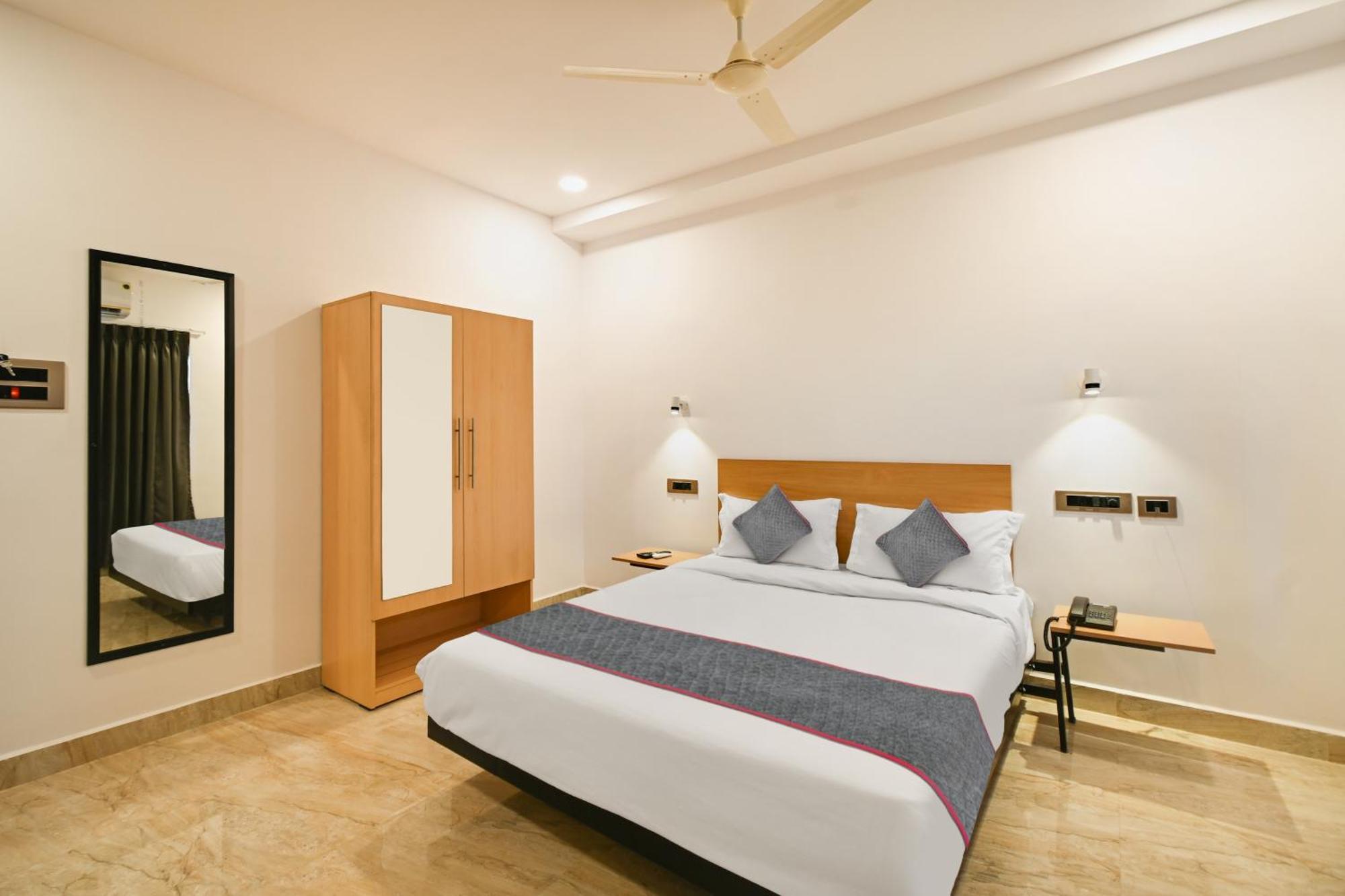 Super Townhouse De Alphabet Karmanghat Χιντεραμπάντ Εξωτερικό φωτογραφία