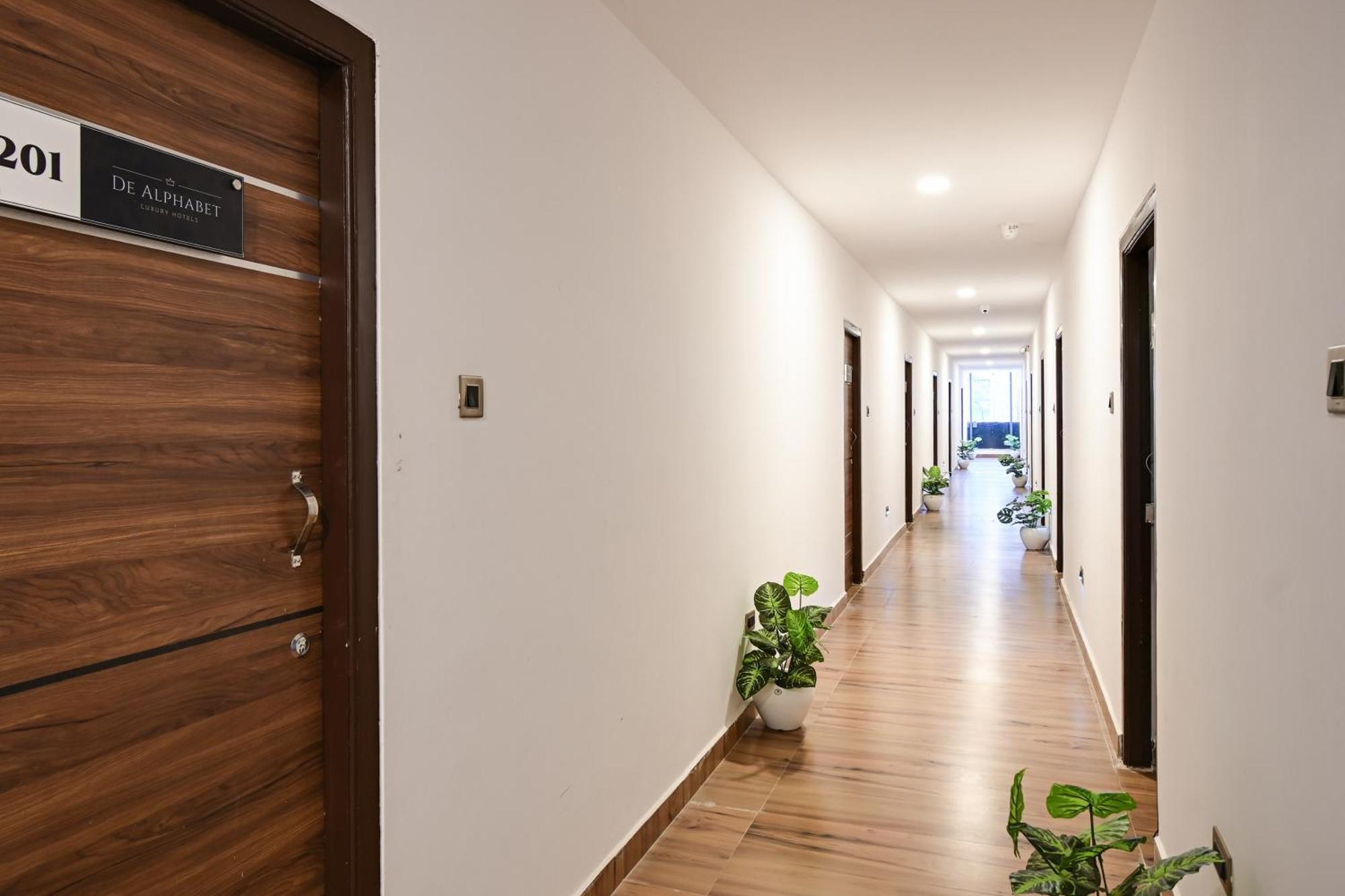 Super Townhouse De Alphabet Karmanghat Χιντεραμπάντ Εξωτερικό φωτογραφία